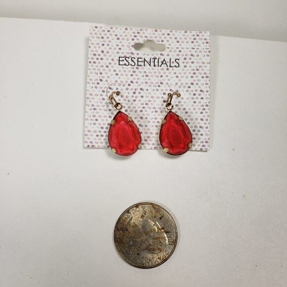 Elegant Pink Teardrop Dangle Earrings – Gold-Tone Statement - Women's Jewelry - Picture 7 of 8